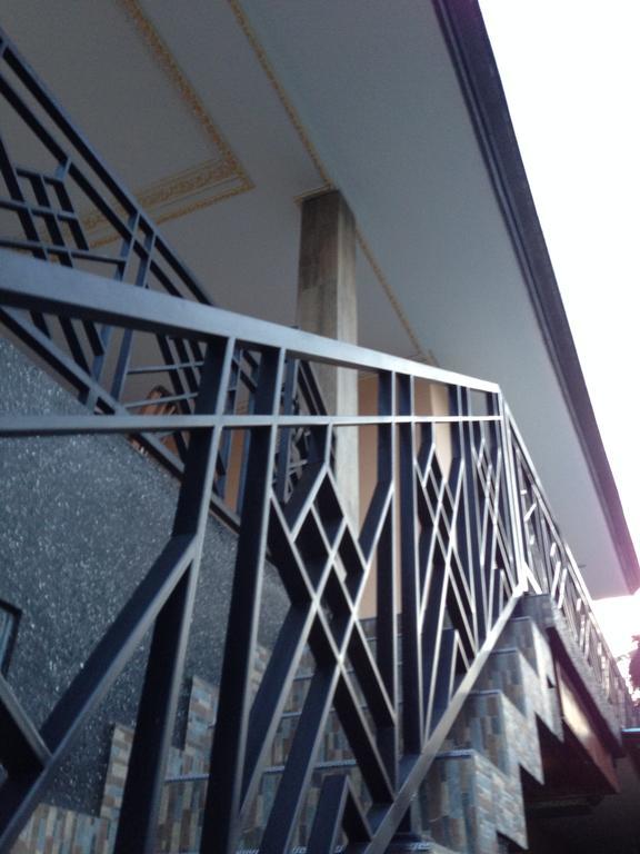 Apartamento Cebluk Sari Ubud Exterior foto
