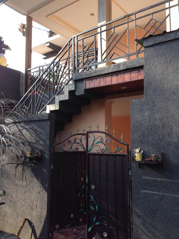 Apartamento Cebluk Sari Ubud Exterior foto