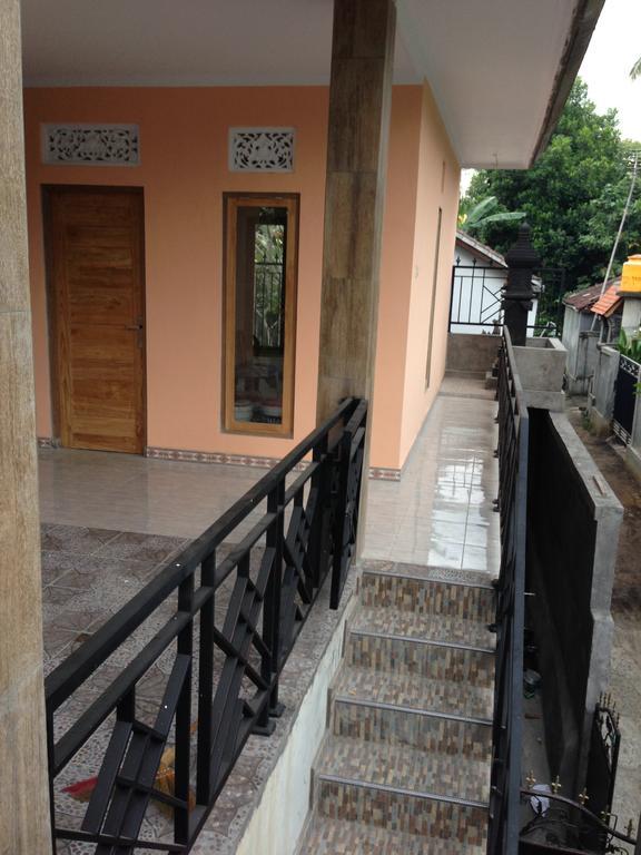 Apartamento Cebluk Sari Ubud Exterior foto