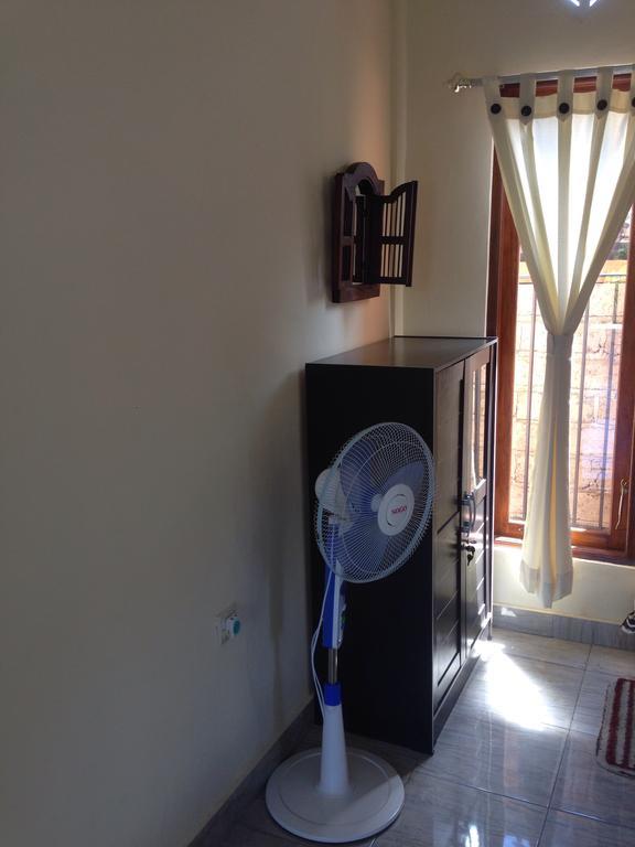 Apartamento Cebluk Sari Ubud Exterior foto